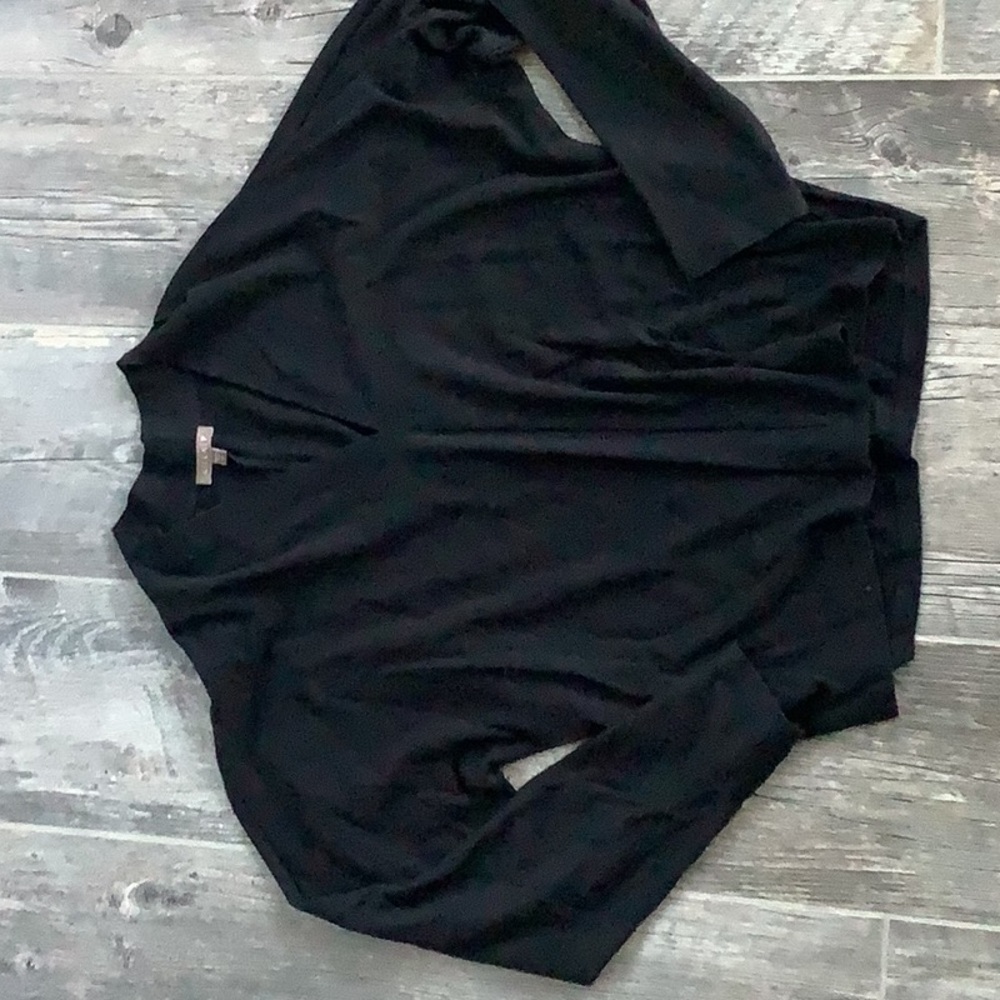 Lilly P dolman sleeve, black long sleeve top.  Size Medium